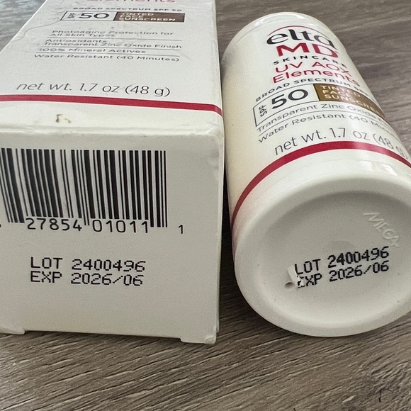 EltaMD UV AOX Elements SPF 50 Tinted Sunscreen NEW - Picture 3 of 5